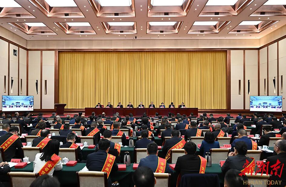 树牢正确政绩观  湖南实干开局“十五五” 